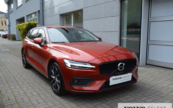Volvo V60 cena 109900 przebieg: 129400, rok produkcji 2019 z Poznań małe 326